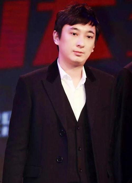 王思聪娱乐圈吃瓜第一人,娱乐圈吃瓜第一人的传奇人生  第2张